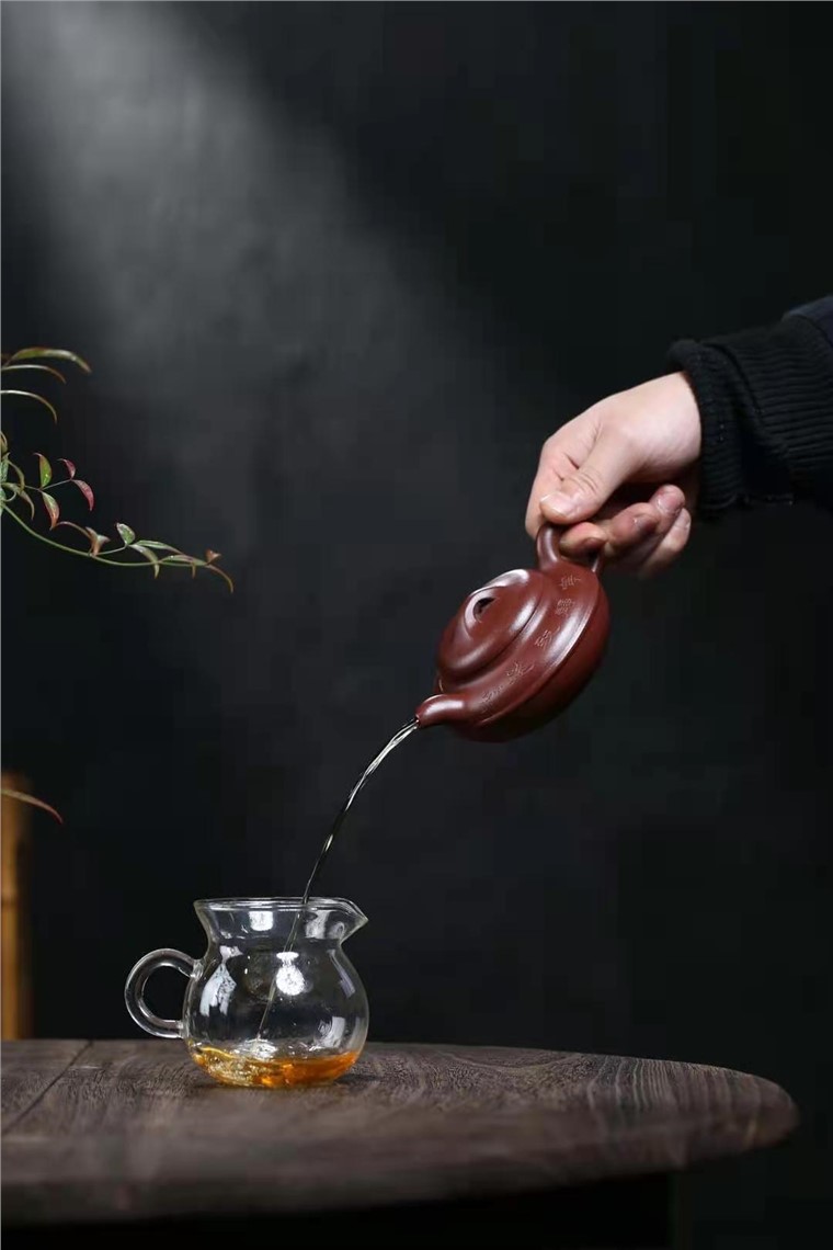 陈顺根作品 线圆壶