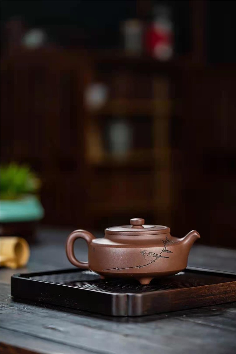 许华芳作品 旭帽图片