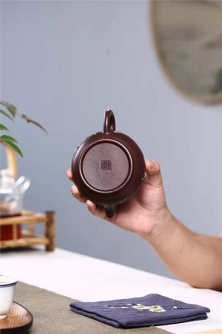 陈顺根作品 泥绘潘壶图片