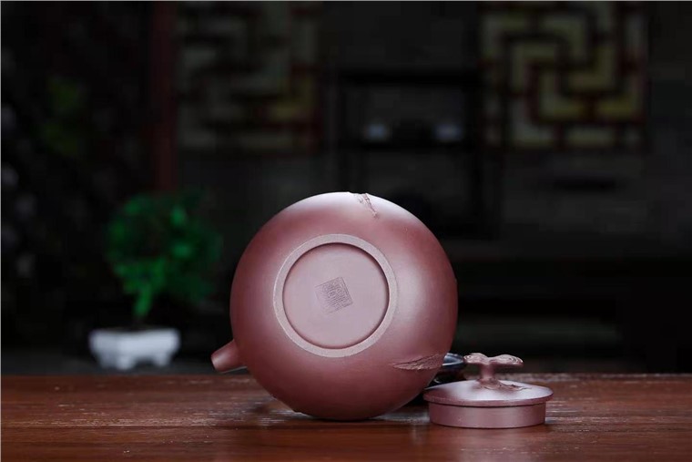 邱爽作品 灵芝提梁