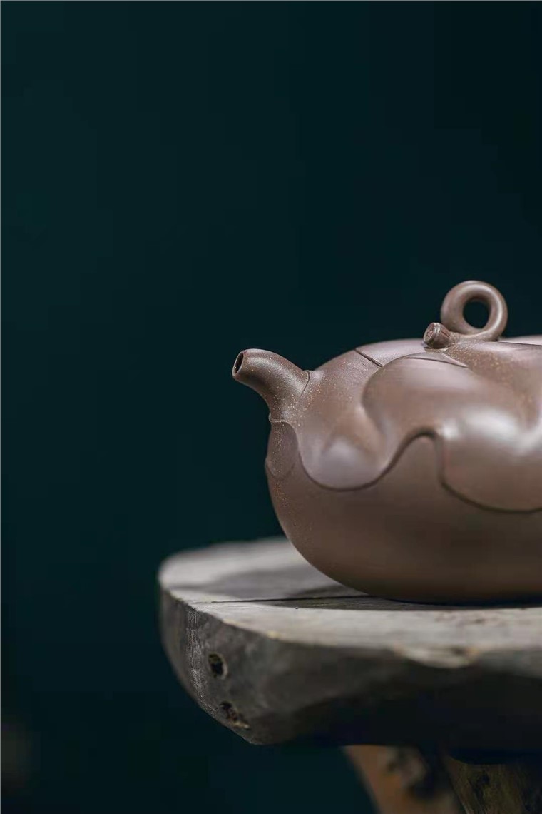 牟锦芬作品 禅莲图片
