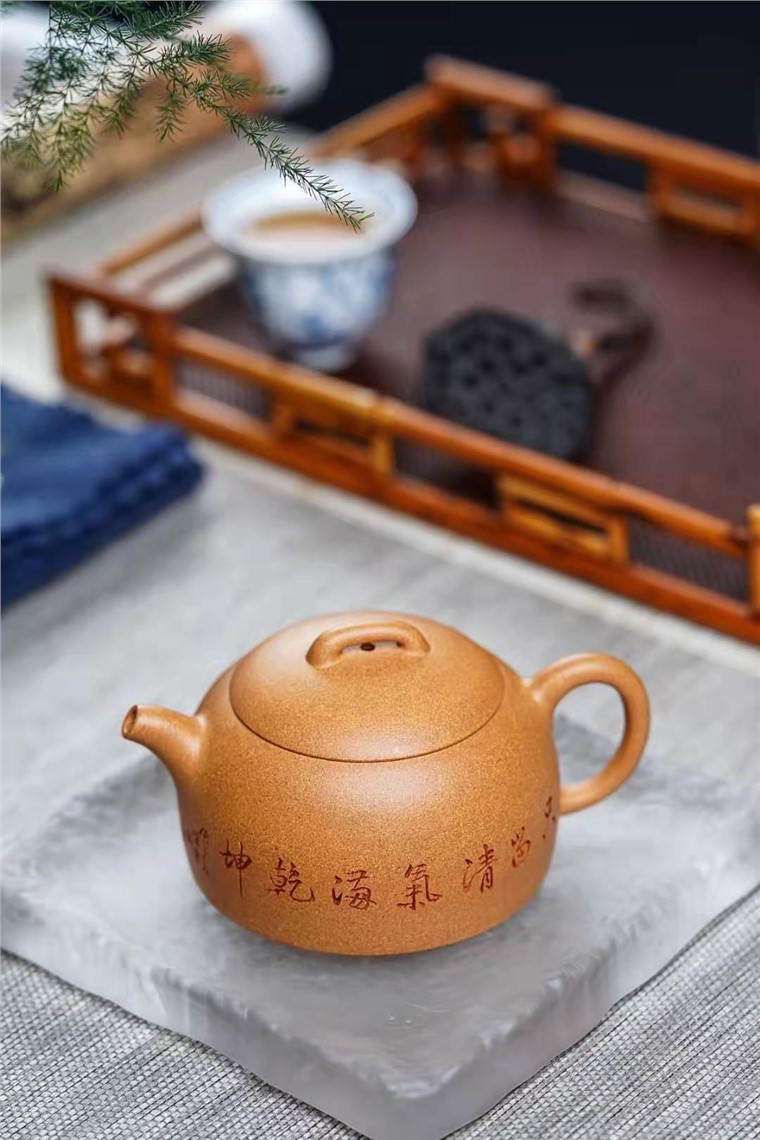陈小明作品 半月图片
