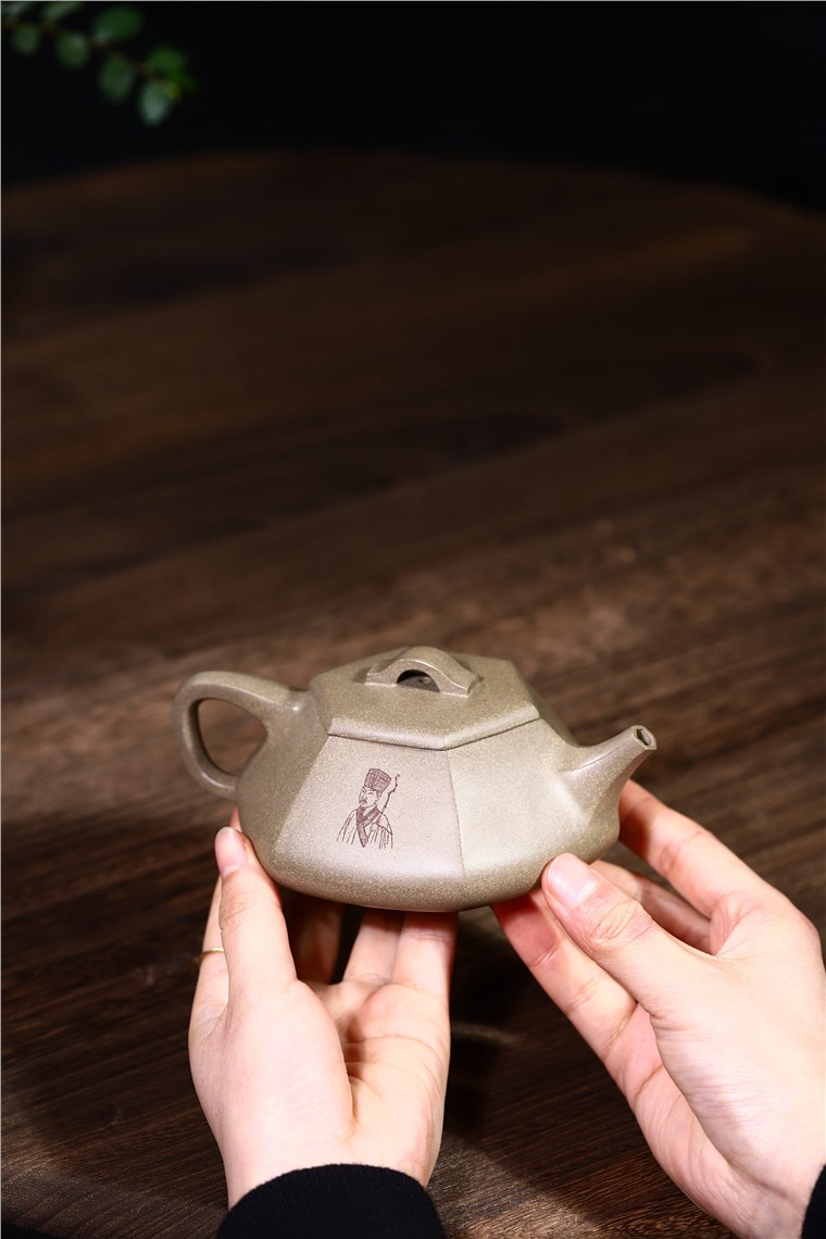 徐勤作品 六方纳瓢图片