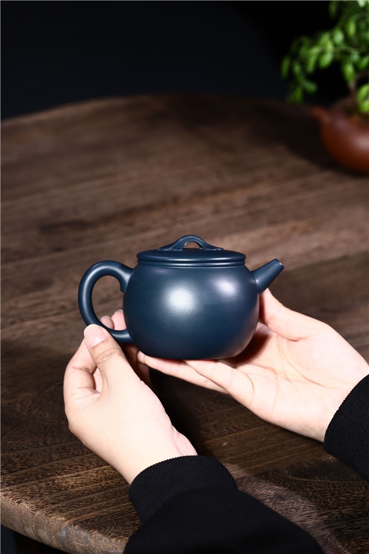 顾旭英作品 茶香四溢图片