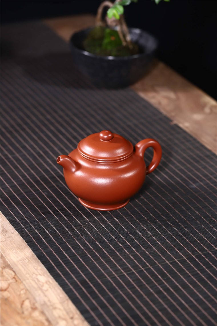 周莹作品 掇只图片