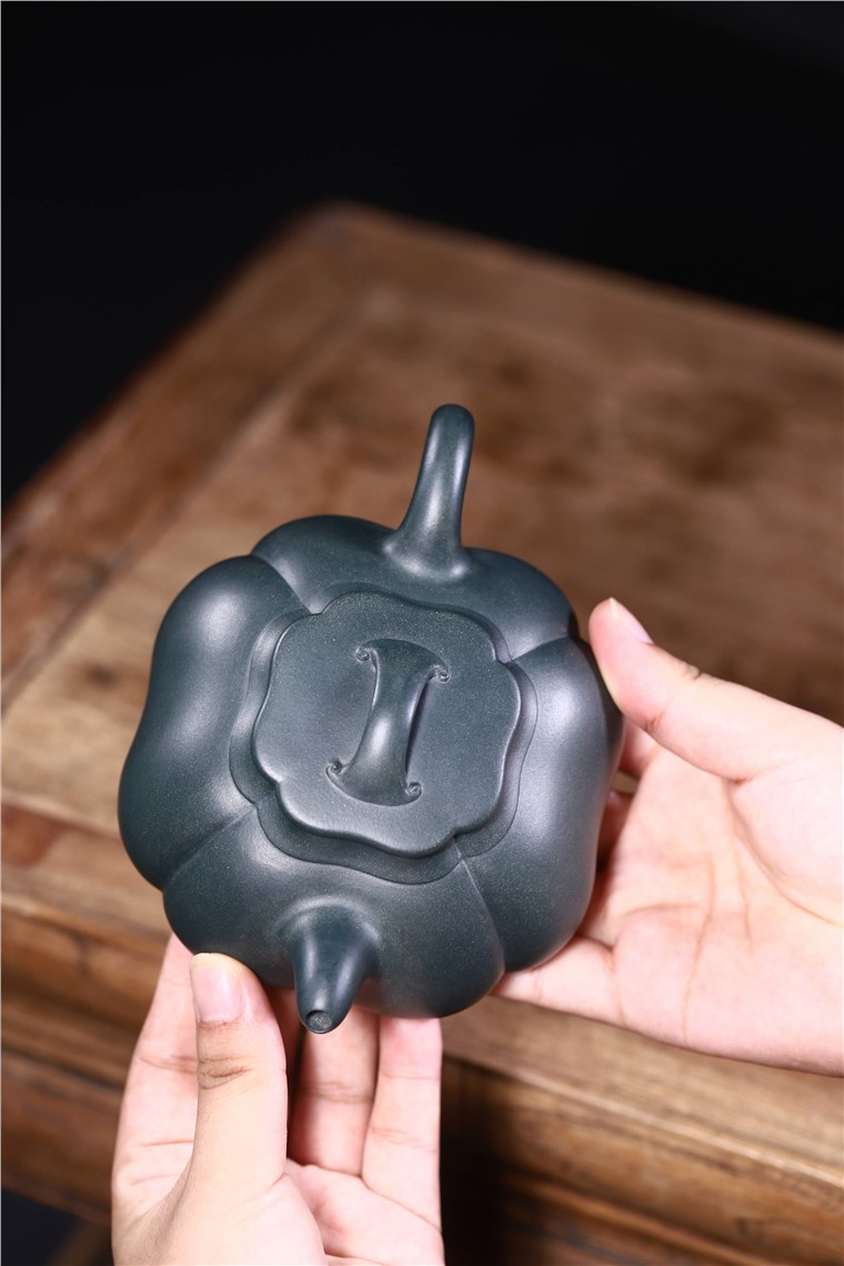 史宗娟作品 筋纹纳瓢图片