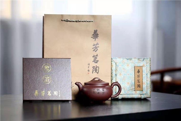 许华芳作品 浑圆四方