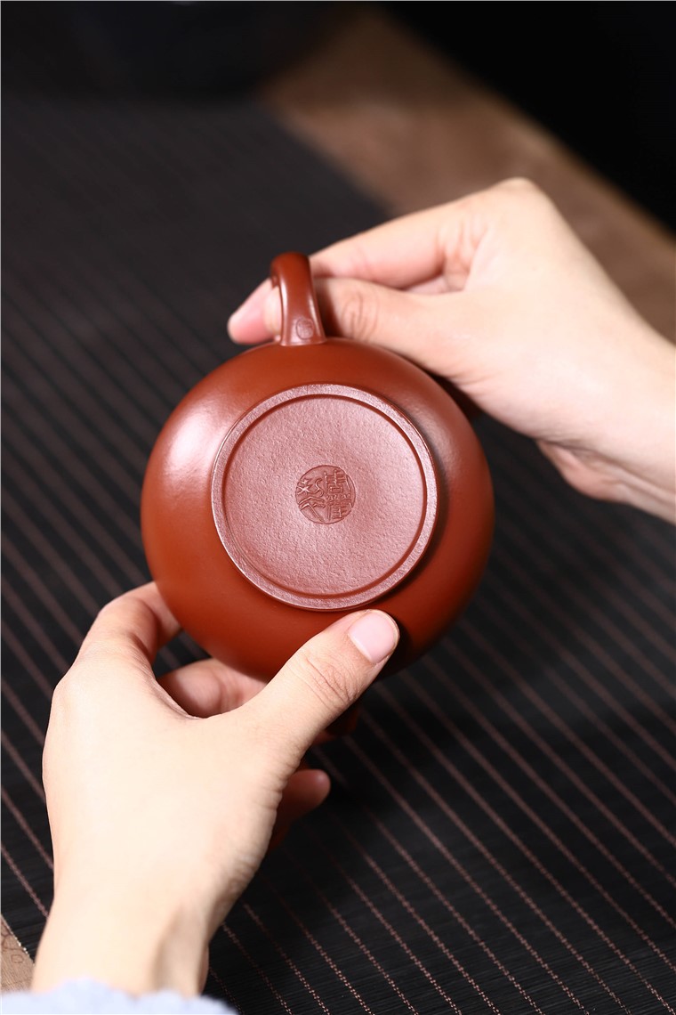 周莹作品 掇只