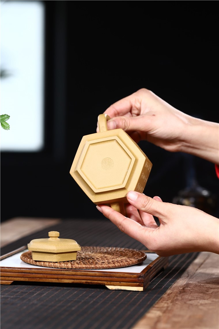 史宗娟作品 古韵六方图片