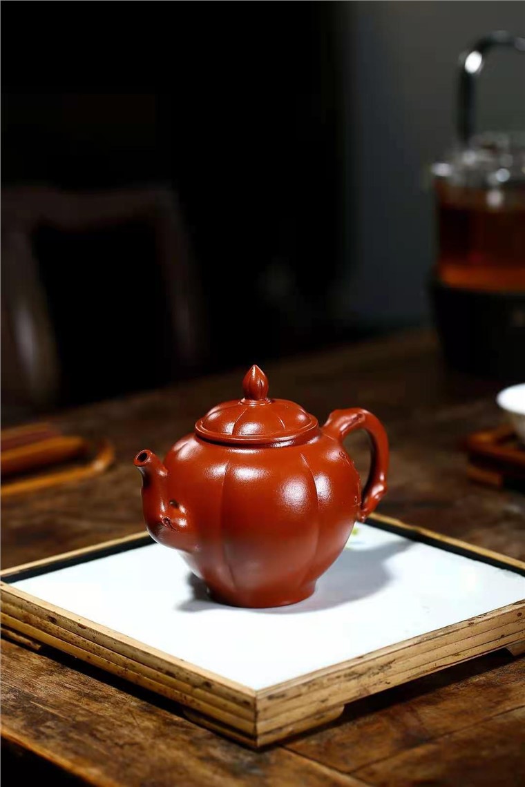 单志萍作品 凌梅宫灯图片