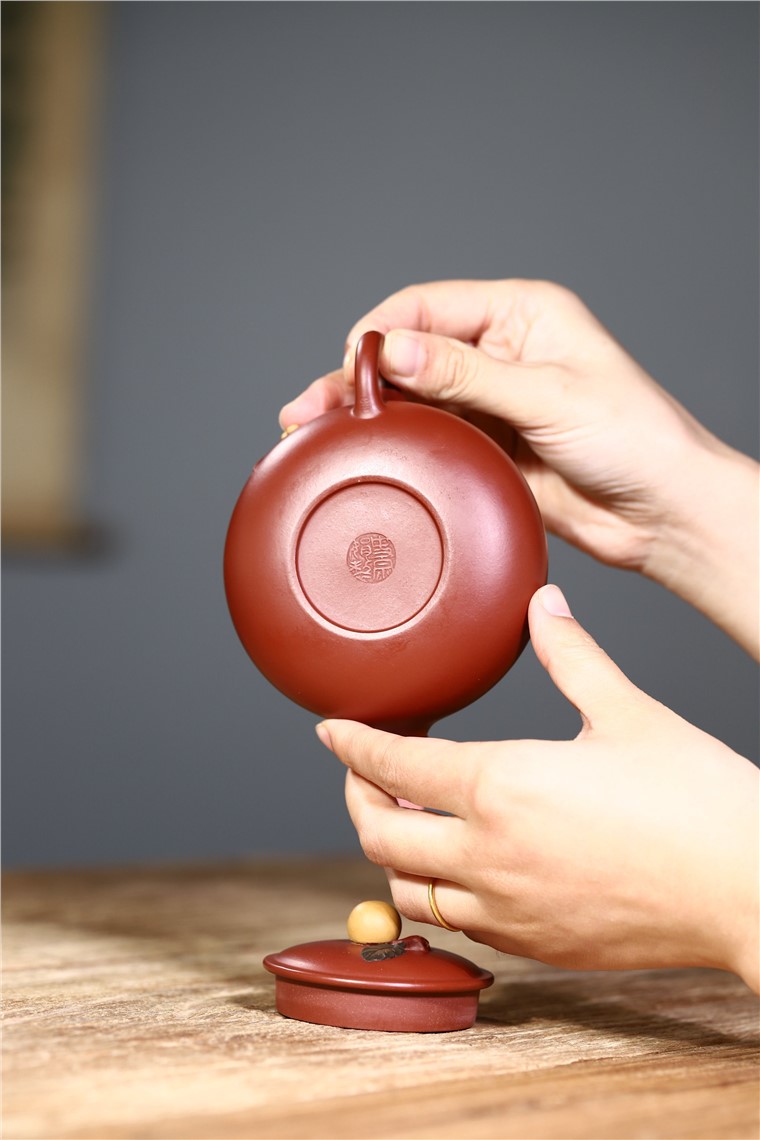 史宗娟作品 枇杷