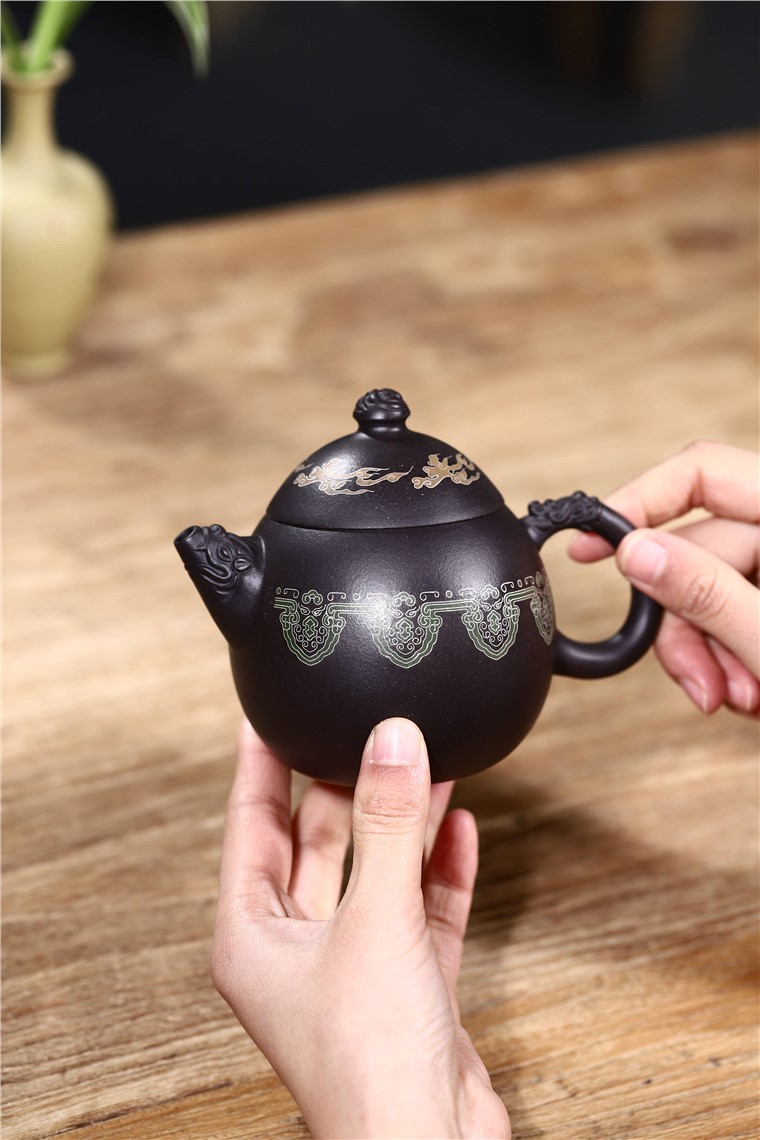 范君浩作品 龙蛋图片