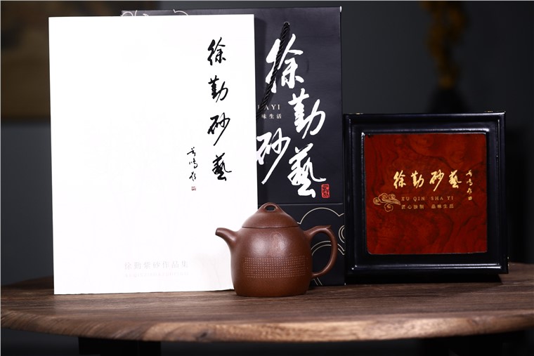 徐勤作品 秦权图片