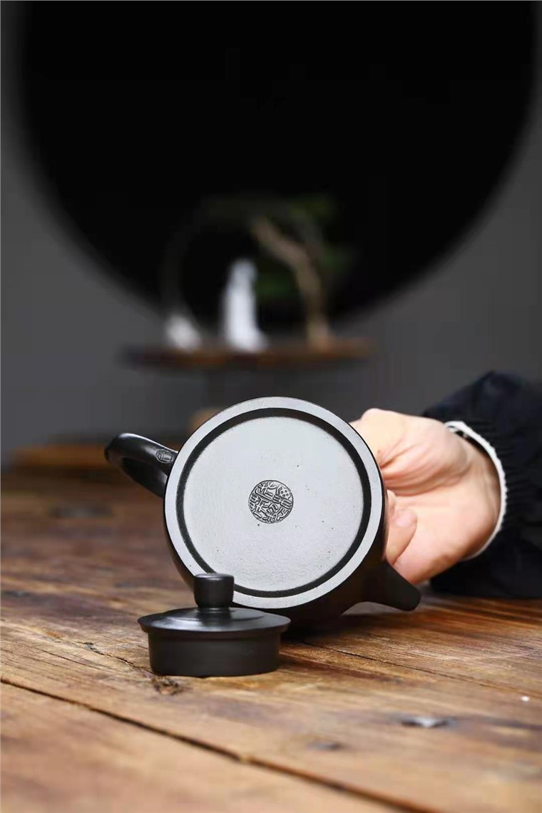 成梅英作品 井栏图片