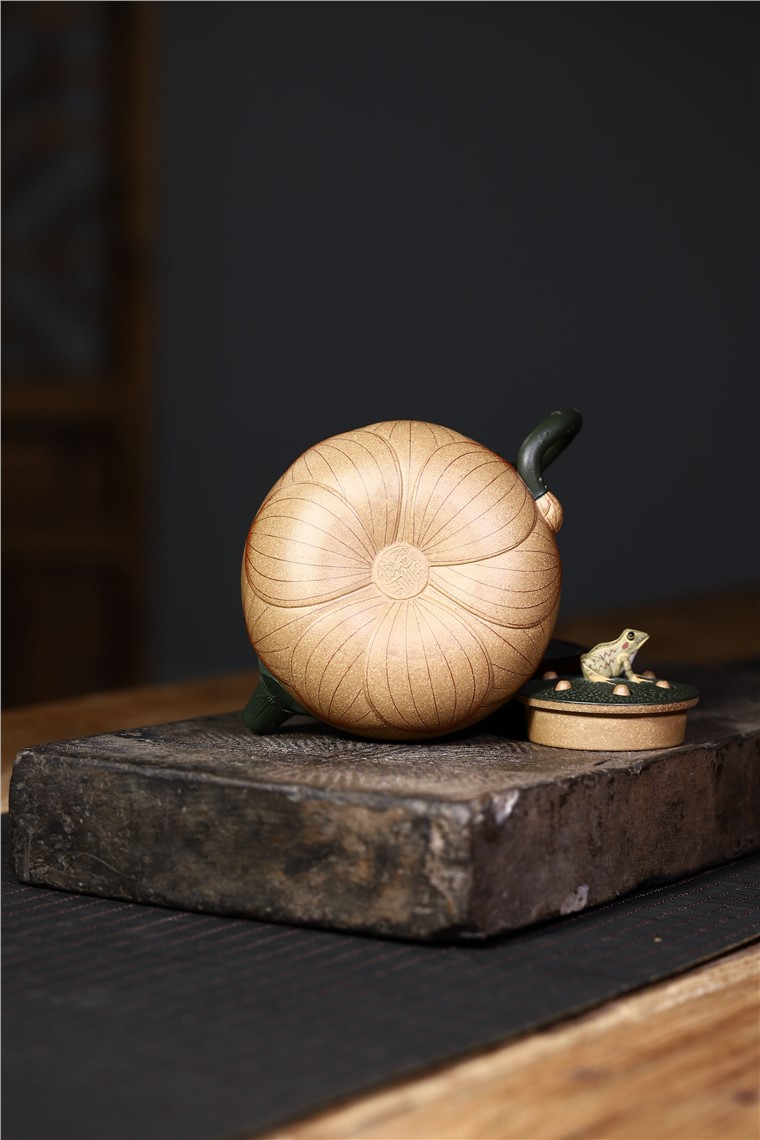 史宗娟作品 青蛙莲子