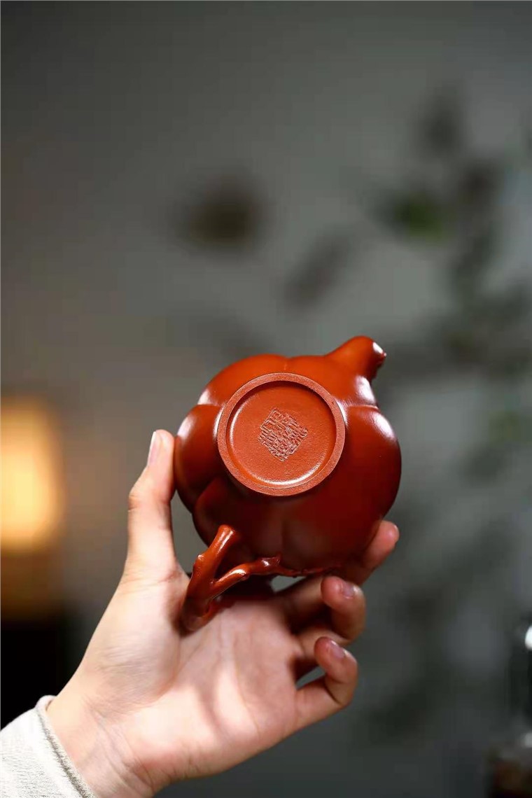 单志萍作品 凌梅宫灯图片