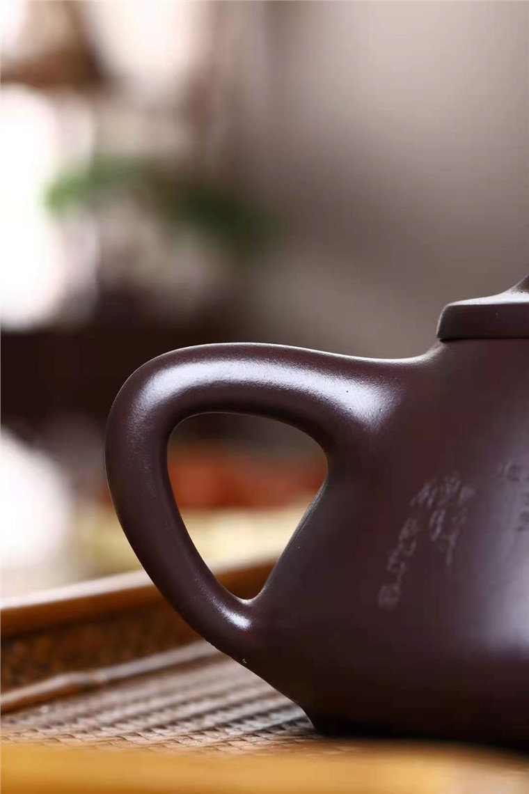 成梅英作品 子冶石瓢图片