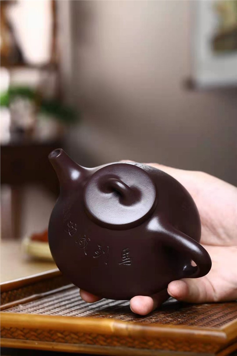 成梅英作品 子冶石瓢图片