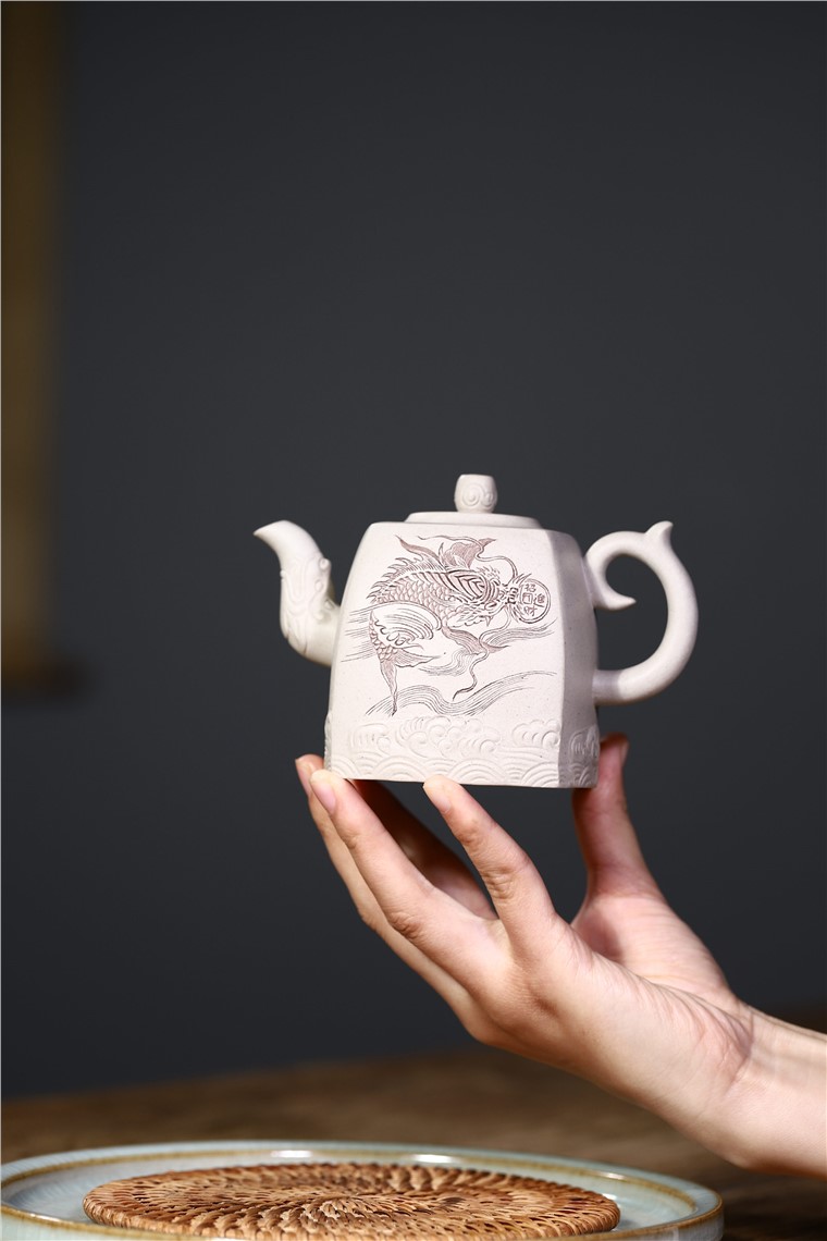 史宗娟作品 祥龙献瑞图片