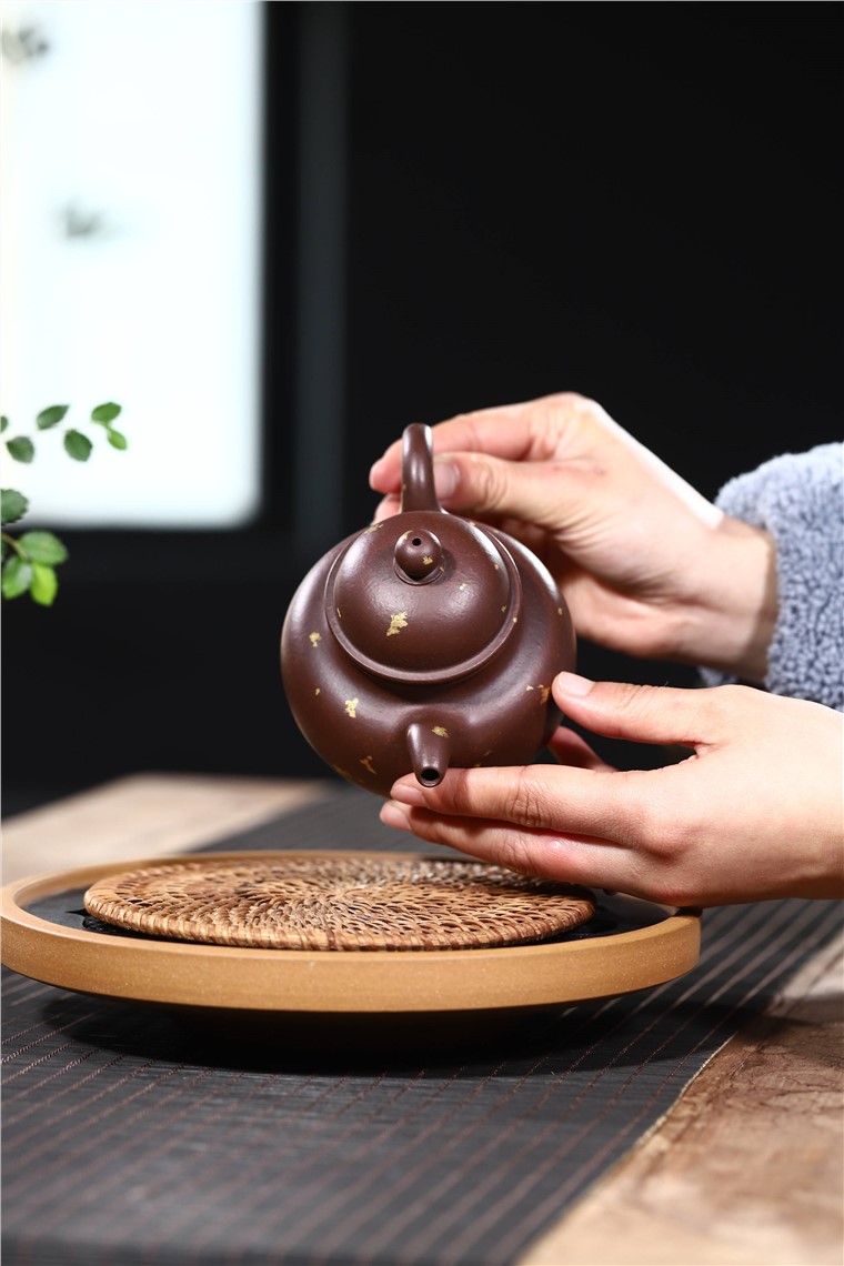 史宗娟作品 掇球图片