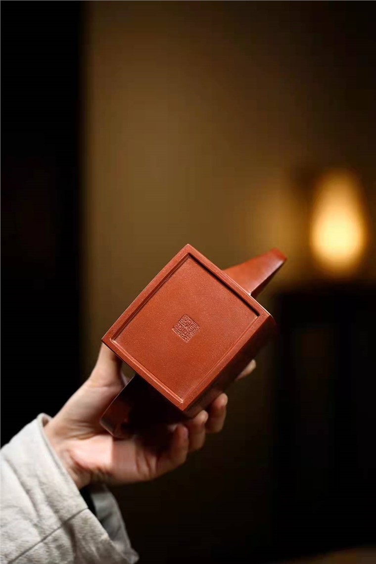储国峰作品 樽方图片