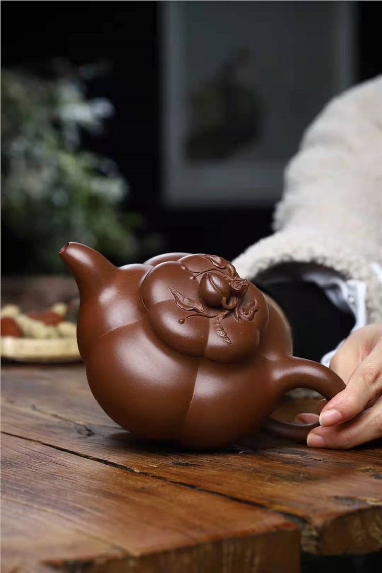 王玉芳作品 上合桃图片