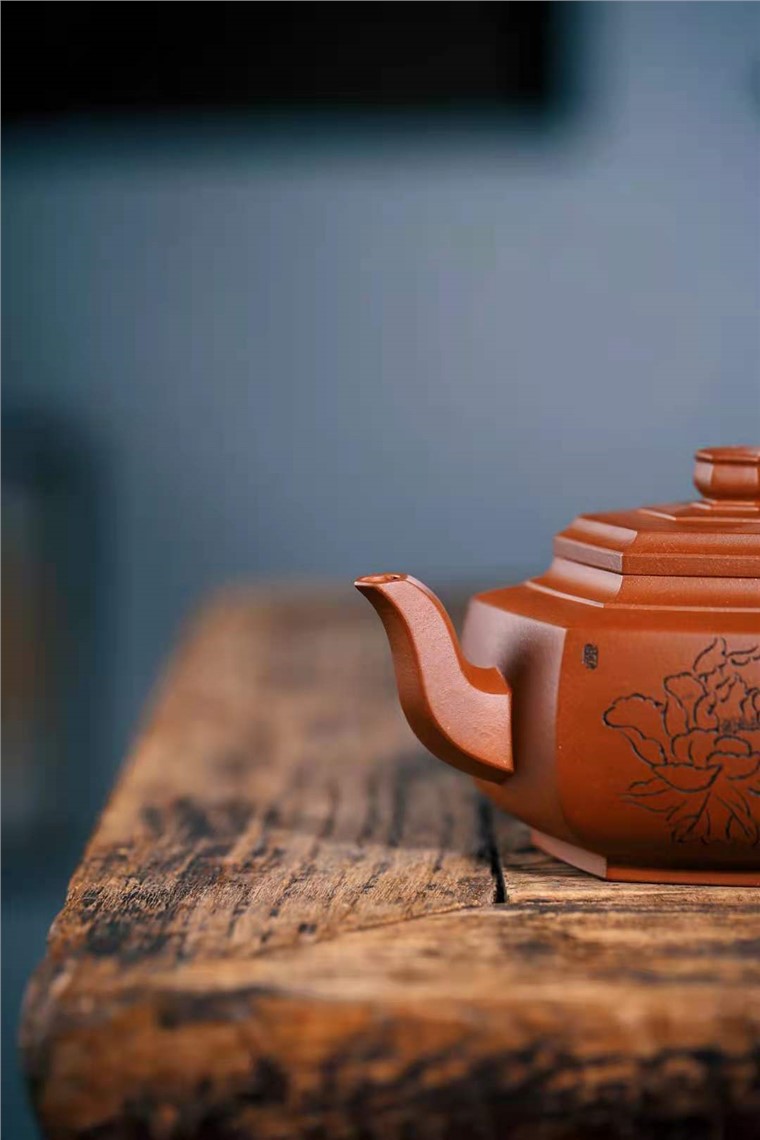 牟锦芬作品 六方雪华图片