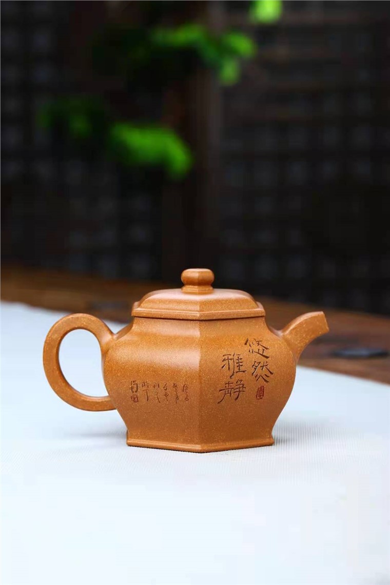 王玉芳作品 静六方图片