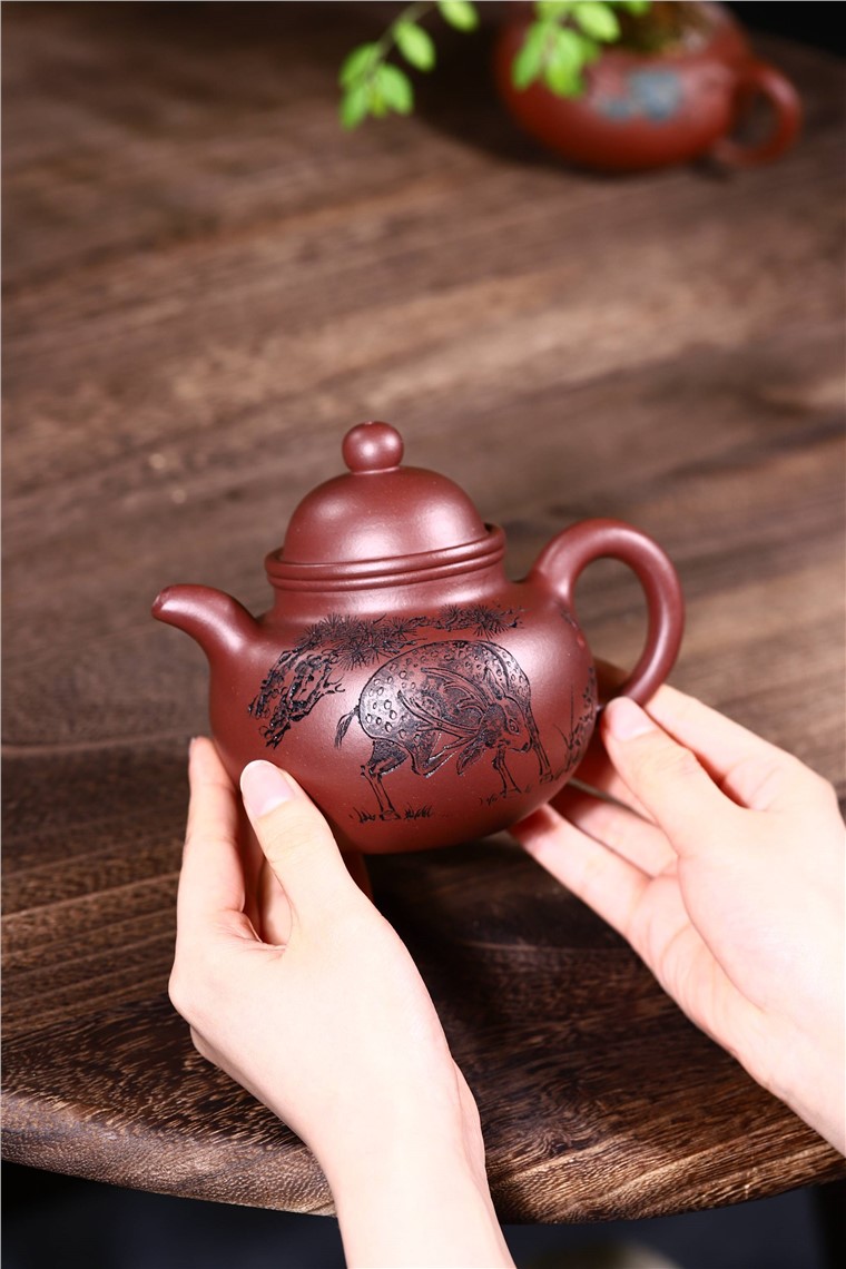 吴暗华作品 掇球图片