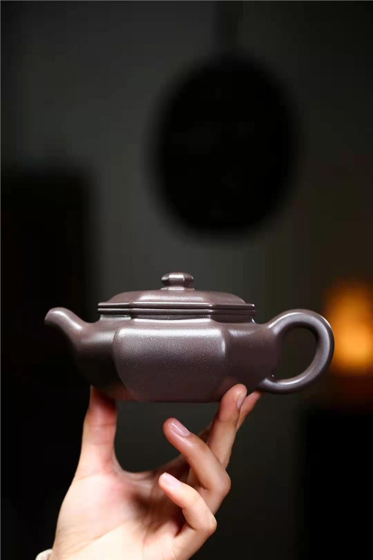 秦国萍作品 六角扁腹图片
