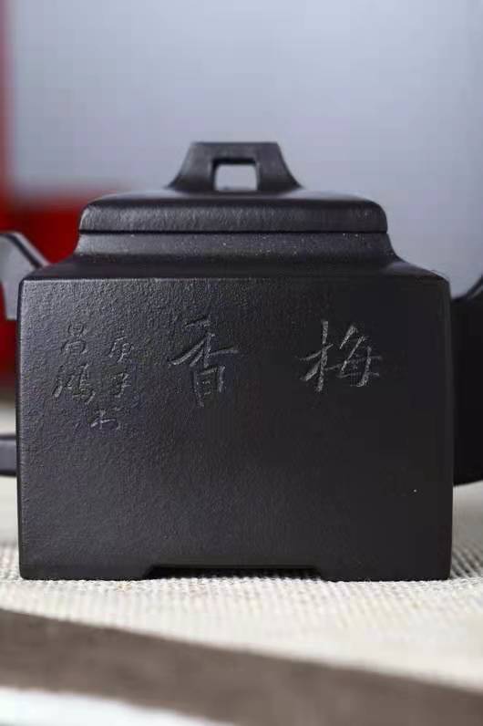 李霓作品 亚明四方图片