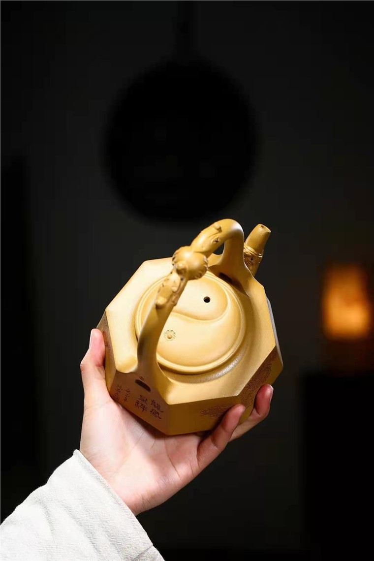 秦国萍作品 八卦龙凤提梁图片