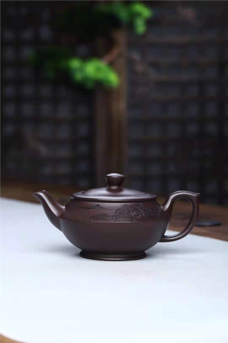 王玉芳作品 汉云壶图片