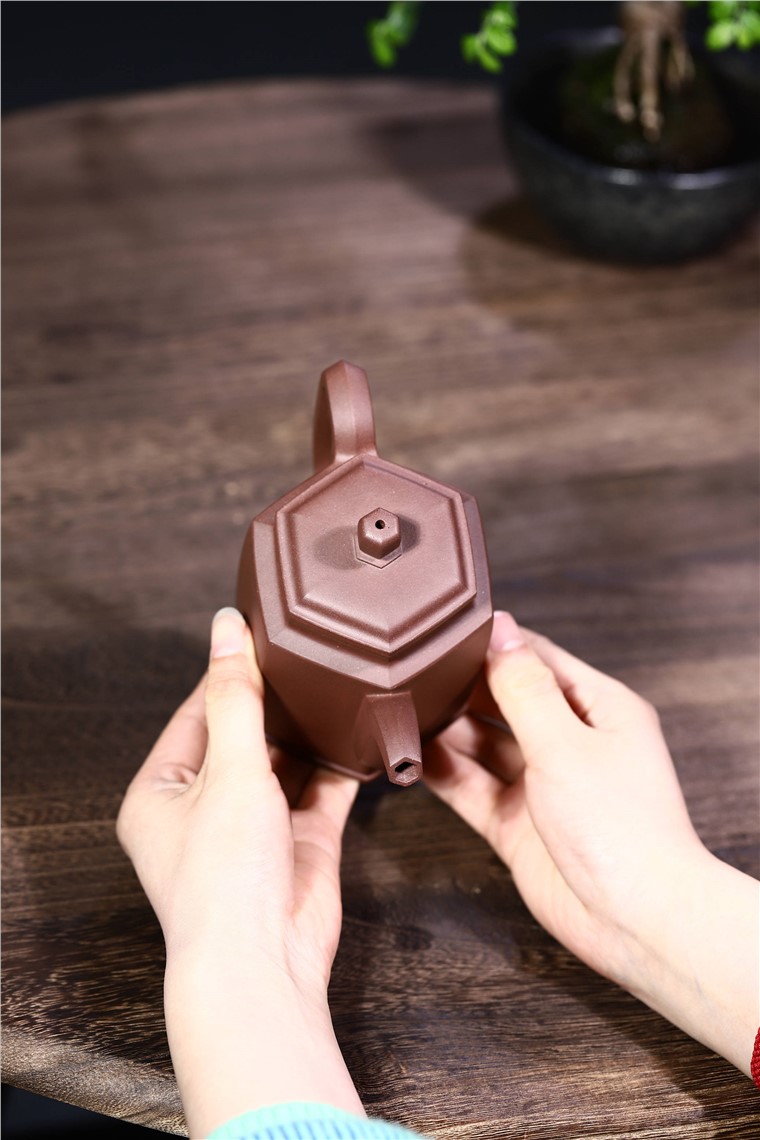 徐永君作品 古井六方图片