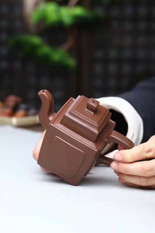 李霓作品 四方凸魁图片