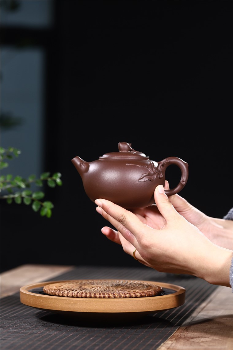 吴暗华作品 寿桃图片