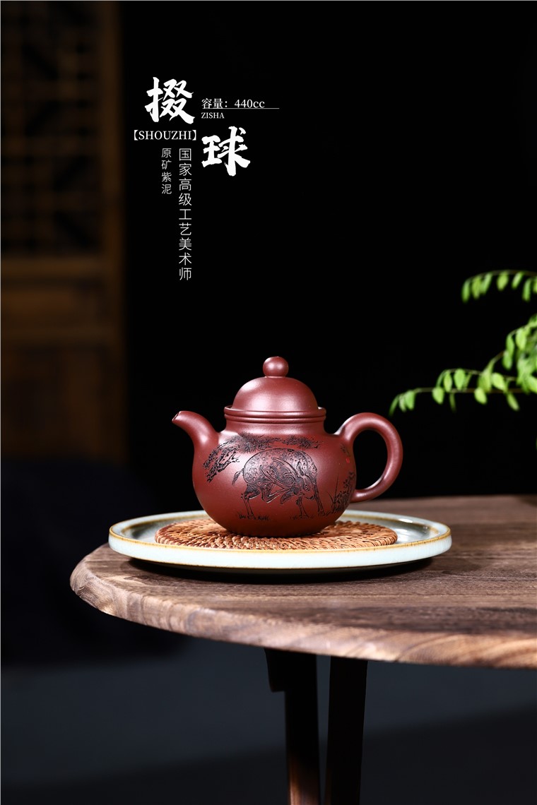 吴暗华作品 掇球图片