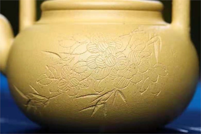 李霓作品 蛋包提梁图片