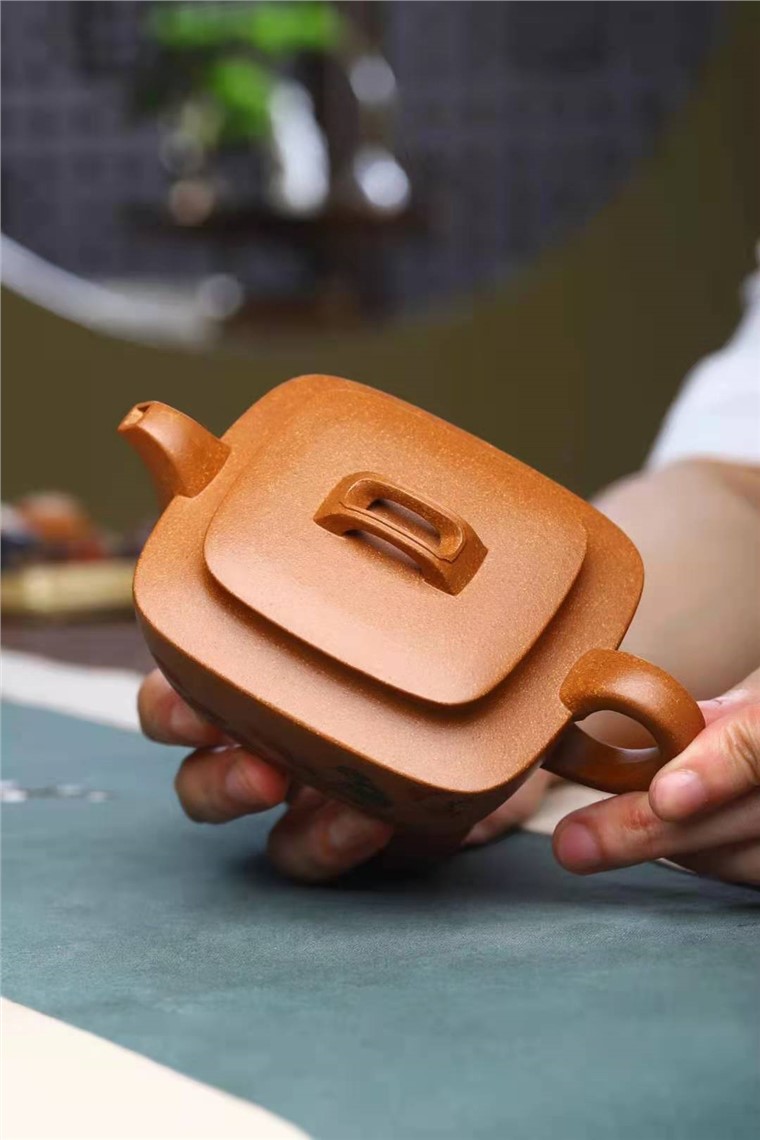 王玉芳作品 四方含香图片