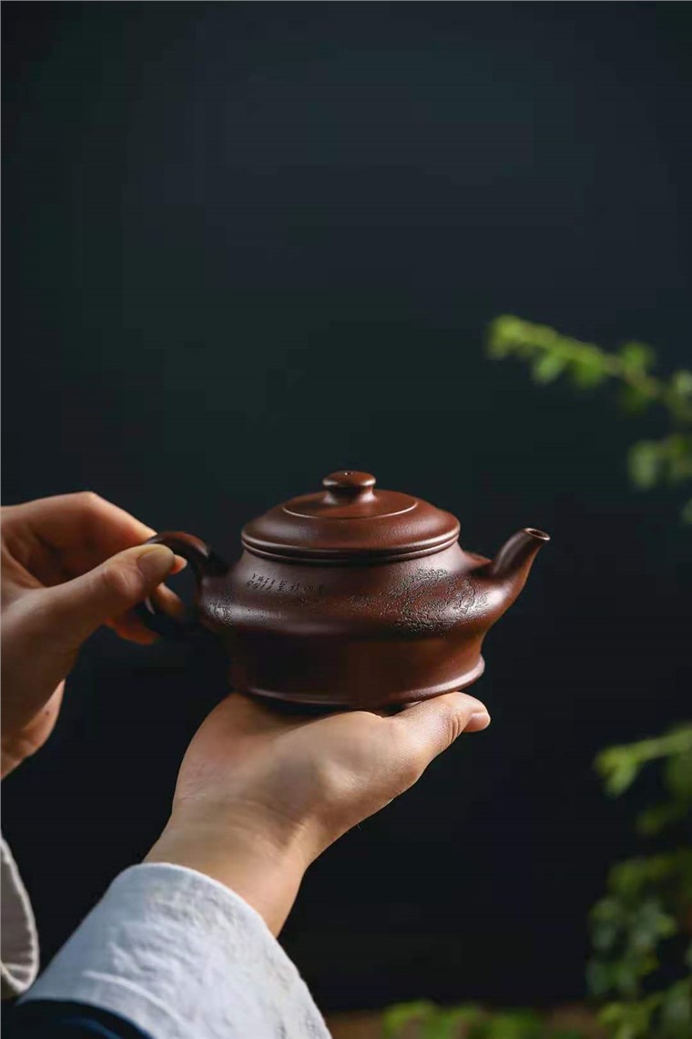 牟锦芬作品 虚扁图片