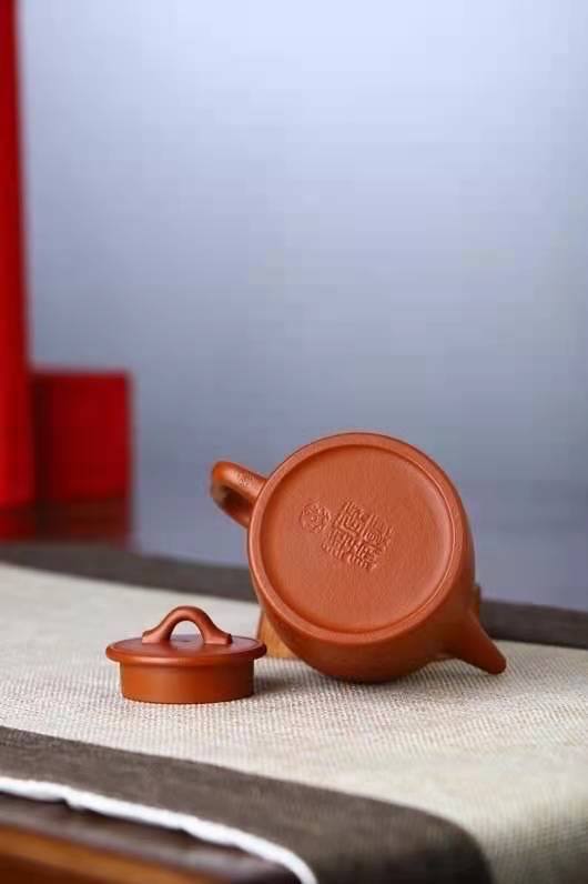 李霓作品 古直