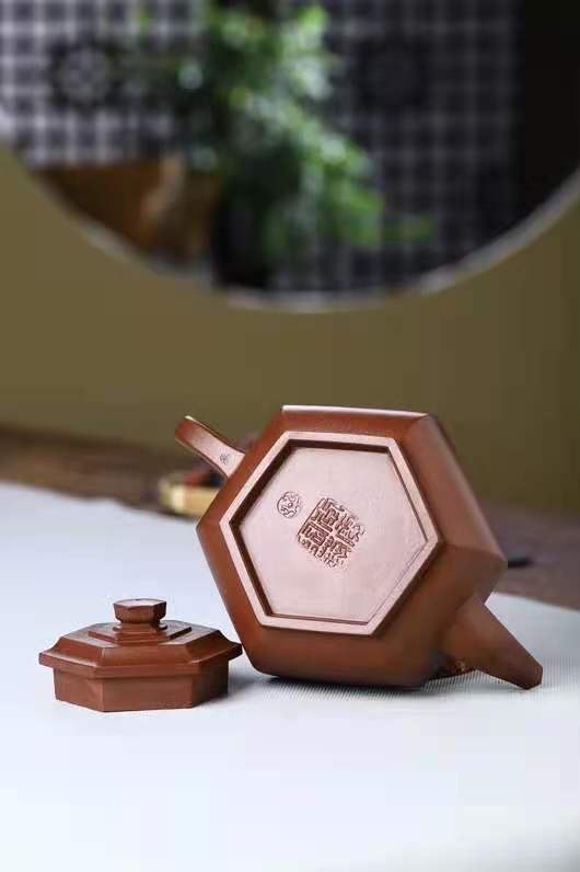 李霓作品 六方雪华