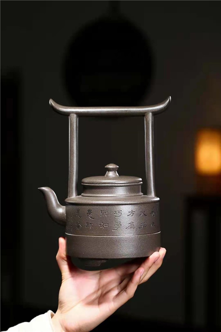秦国萍作品 宫阙提梁图片