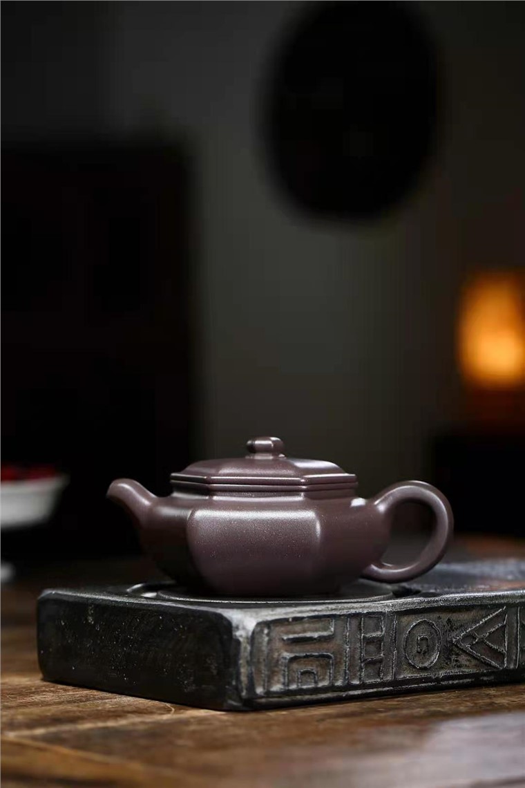 秦国萍作品 六角扁腹图片