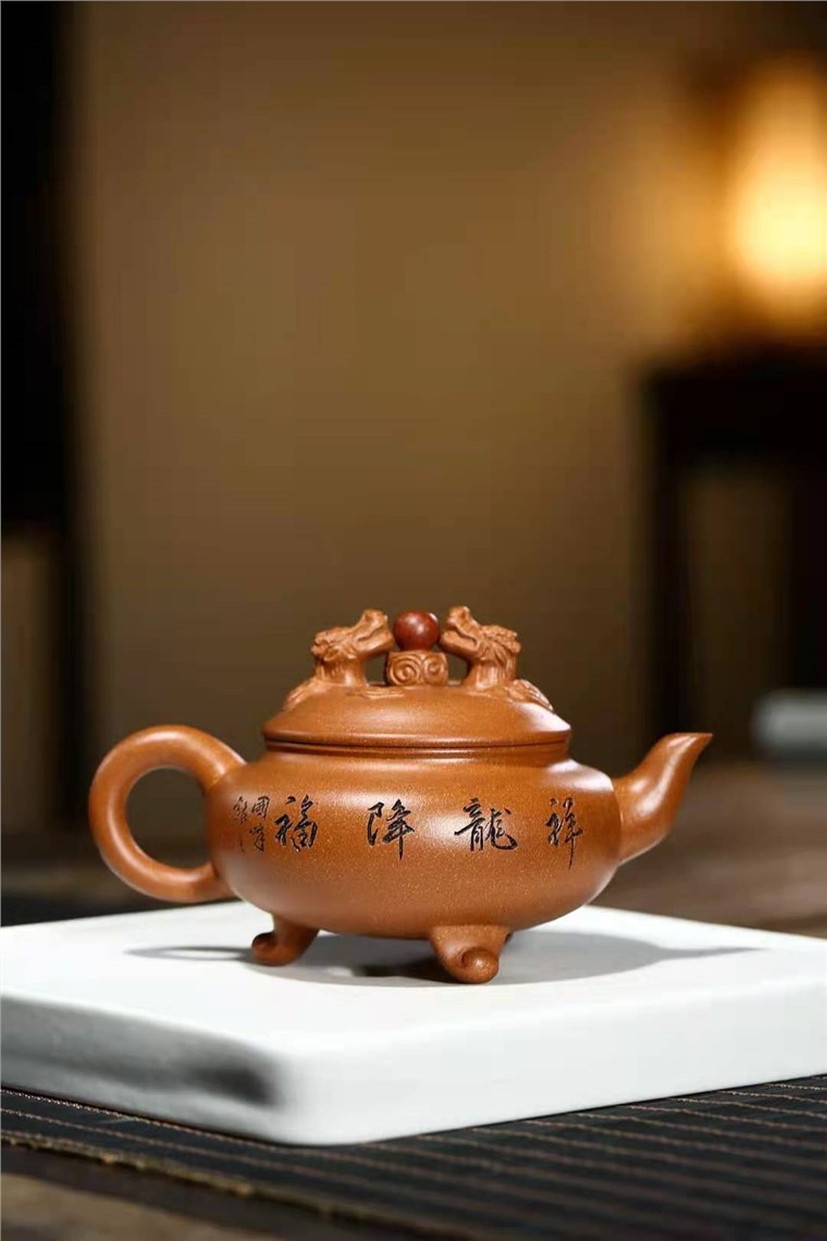 储国峰作品 双龙戏珠图片