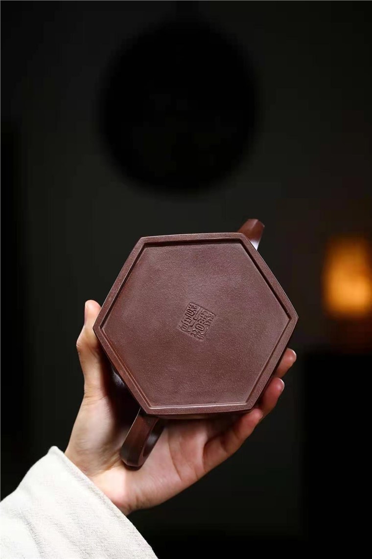 高俊作品 六方碗莲图片