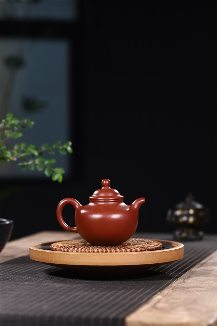 吴暗华作品 掇球图片