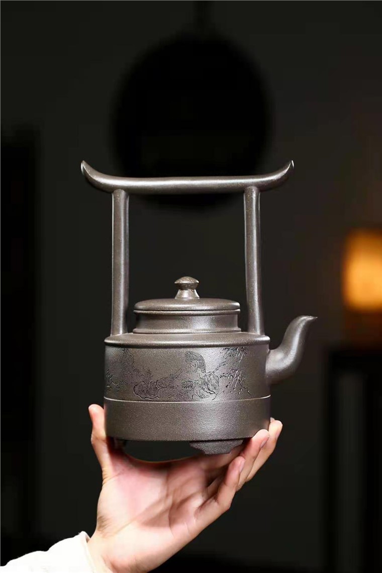 秦国萍作品 宫阙提梁图片