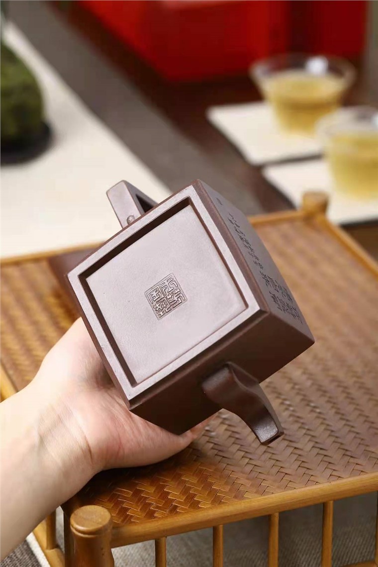 王玉芳作品 亚明四方图片