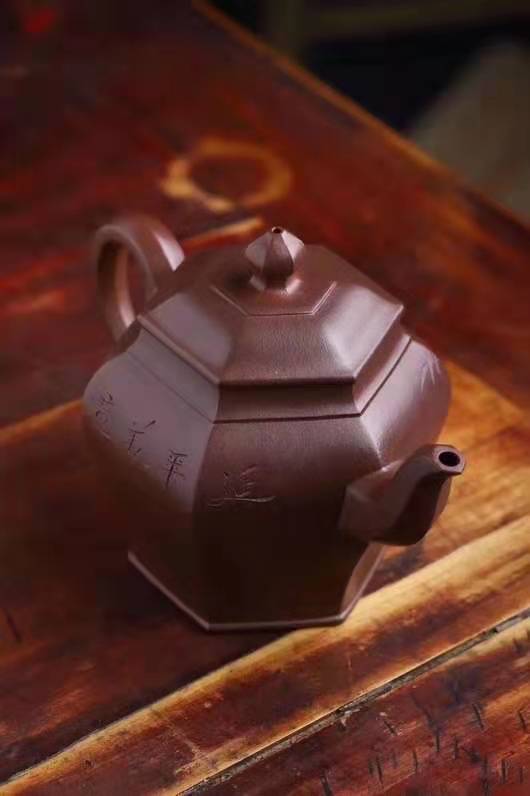 李霓作品 古六方图片